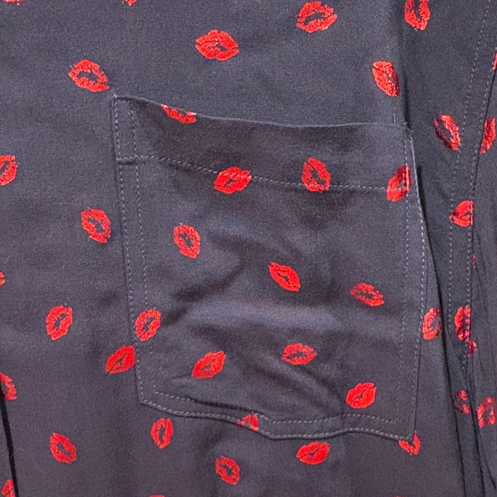 Kensie gray and Red Button Down Shirt- Valentine’s Day - Picture 3 of 6